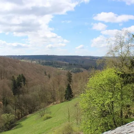 With 4 Bedrooms Holiday home